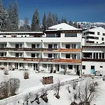 Hotel Am Waldrand 3* Flims