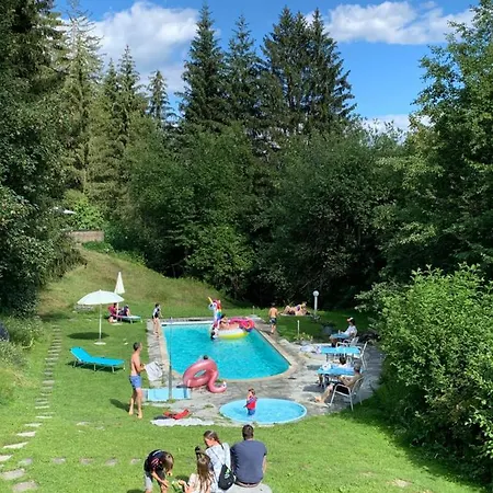 Aparthotel Hotel Haus Am Waldrand 3*