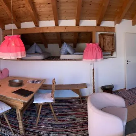 Hotel Haus Am Waldrand Flims