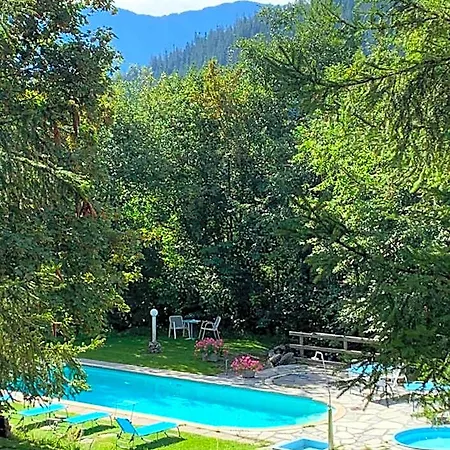 Hotel Am Waldrand 3*