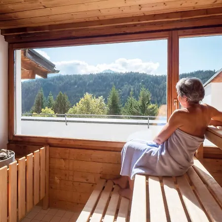 Hotel Haus Am Waldrand 3*