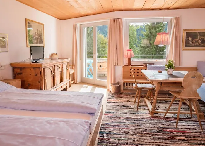 Hotel Haus Am Waldrand Aparthotel